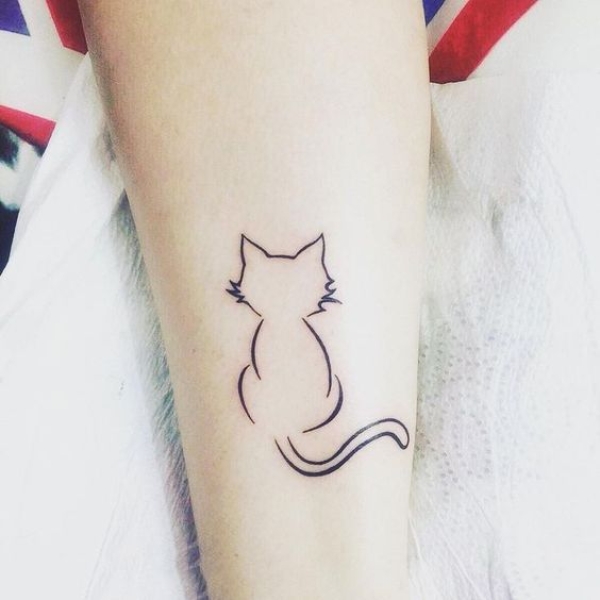 small simple cat tattoo designs